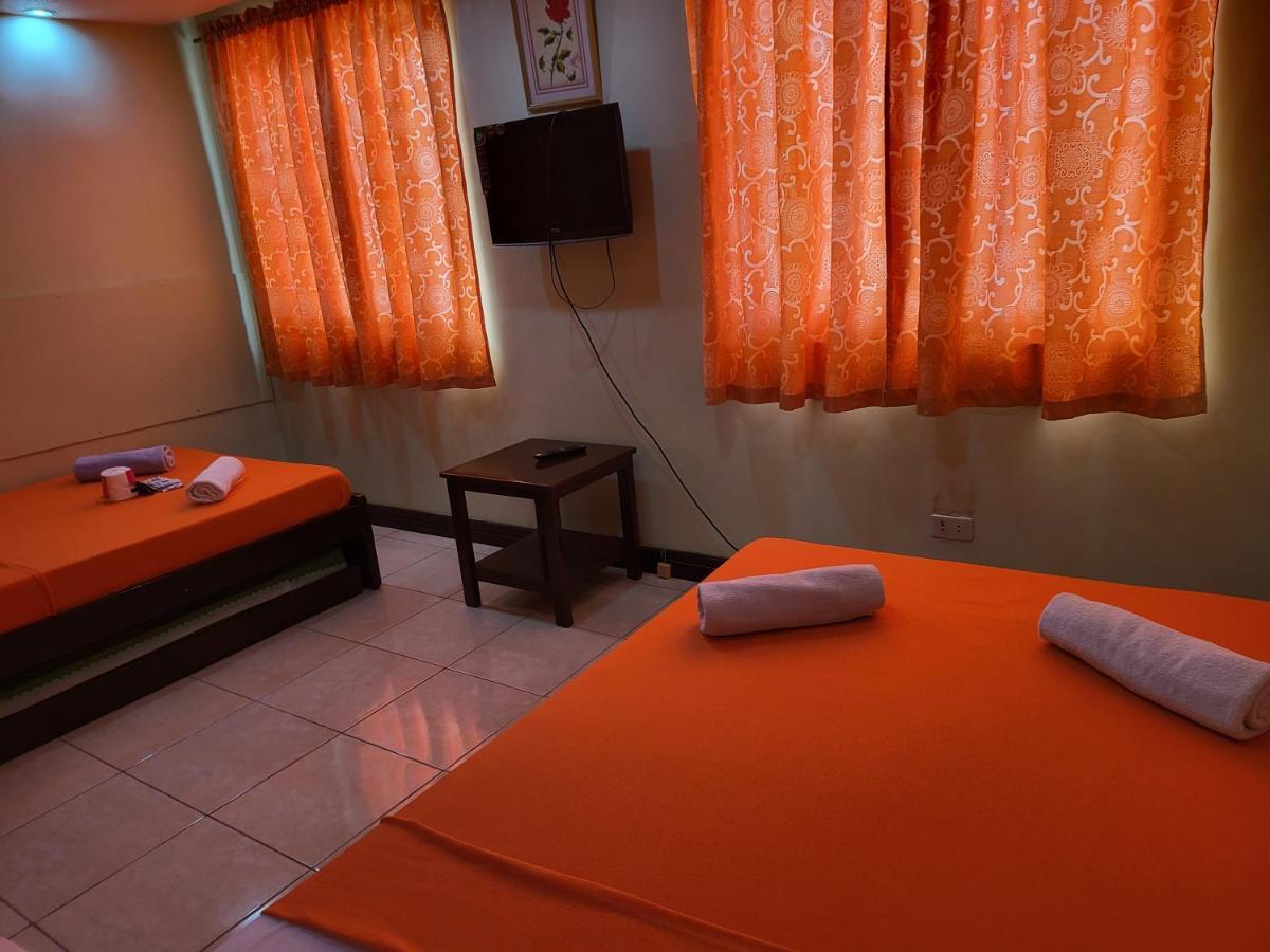 Rooms R Us - Voyagers Palace Puerto Princesa Exterior foto