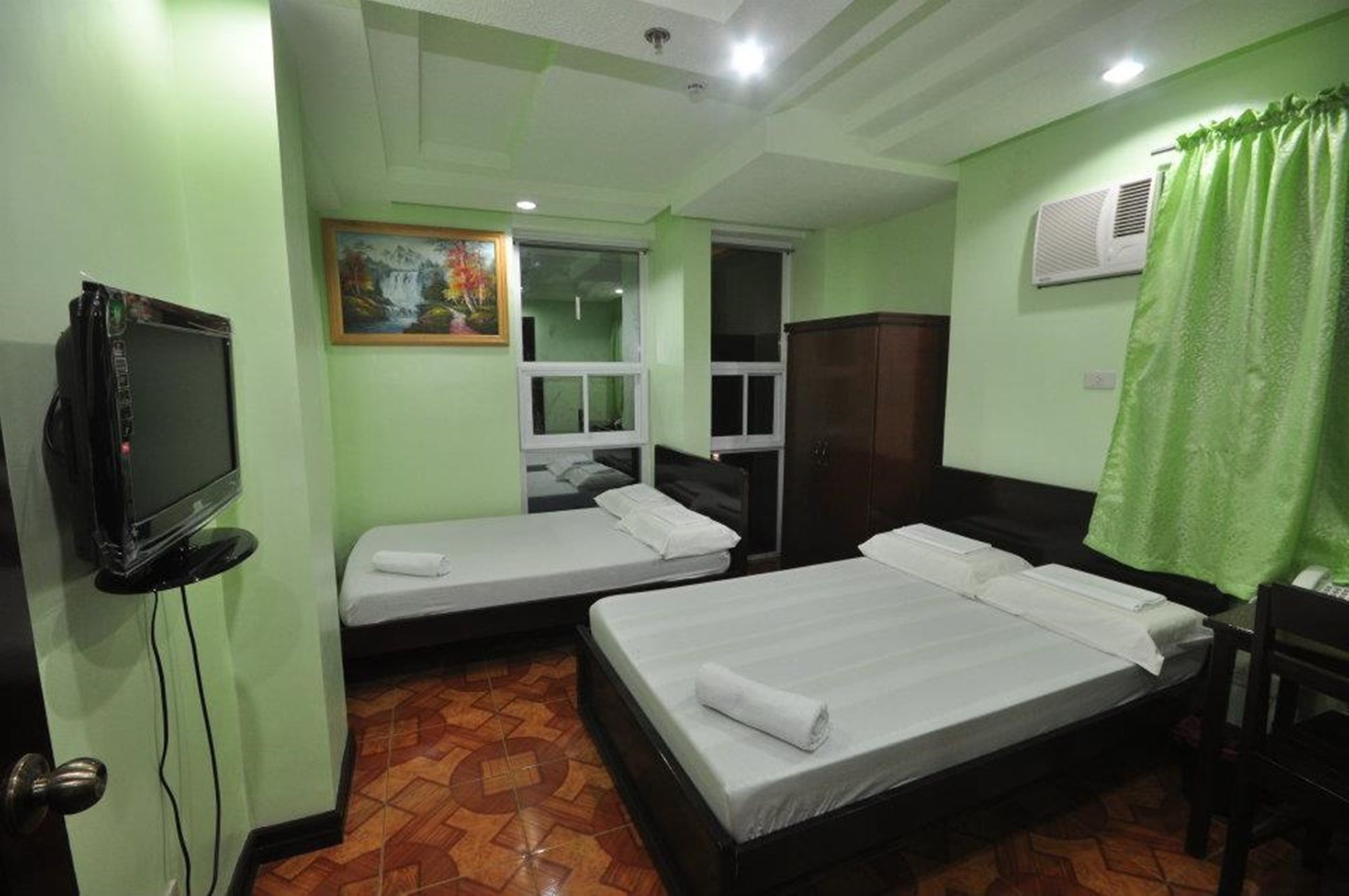 Rooms R Us - Voyagers Palace Puerto Princesa Exterior foto